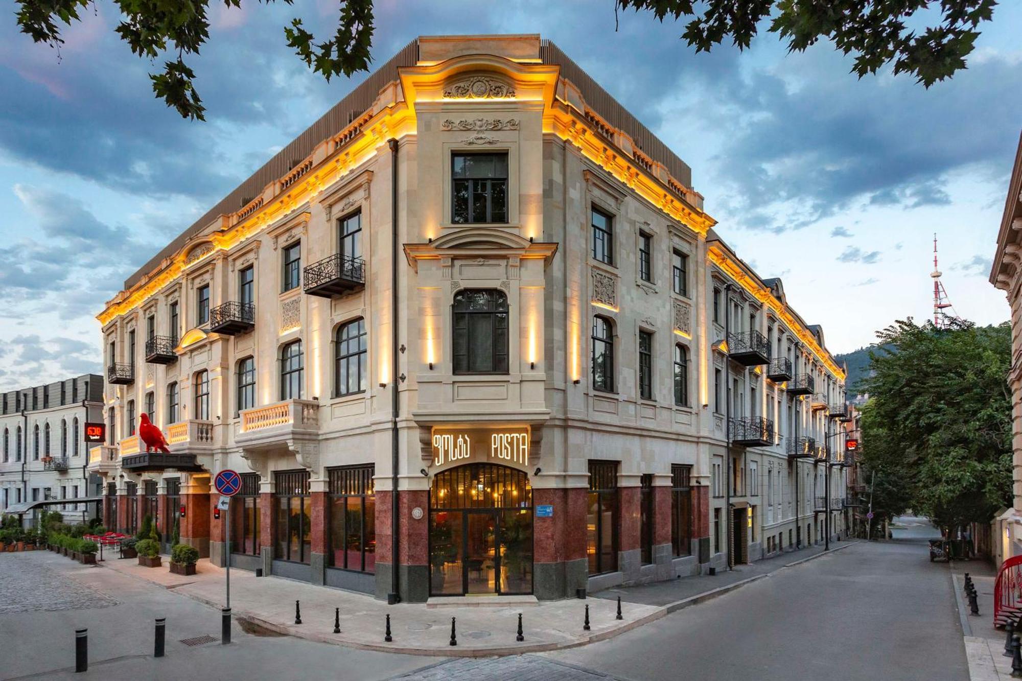 Radisson Red Tbilisi Hotell Exteriör bild