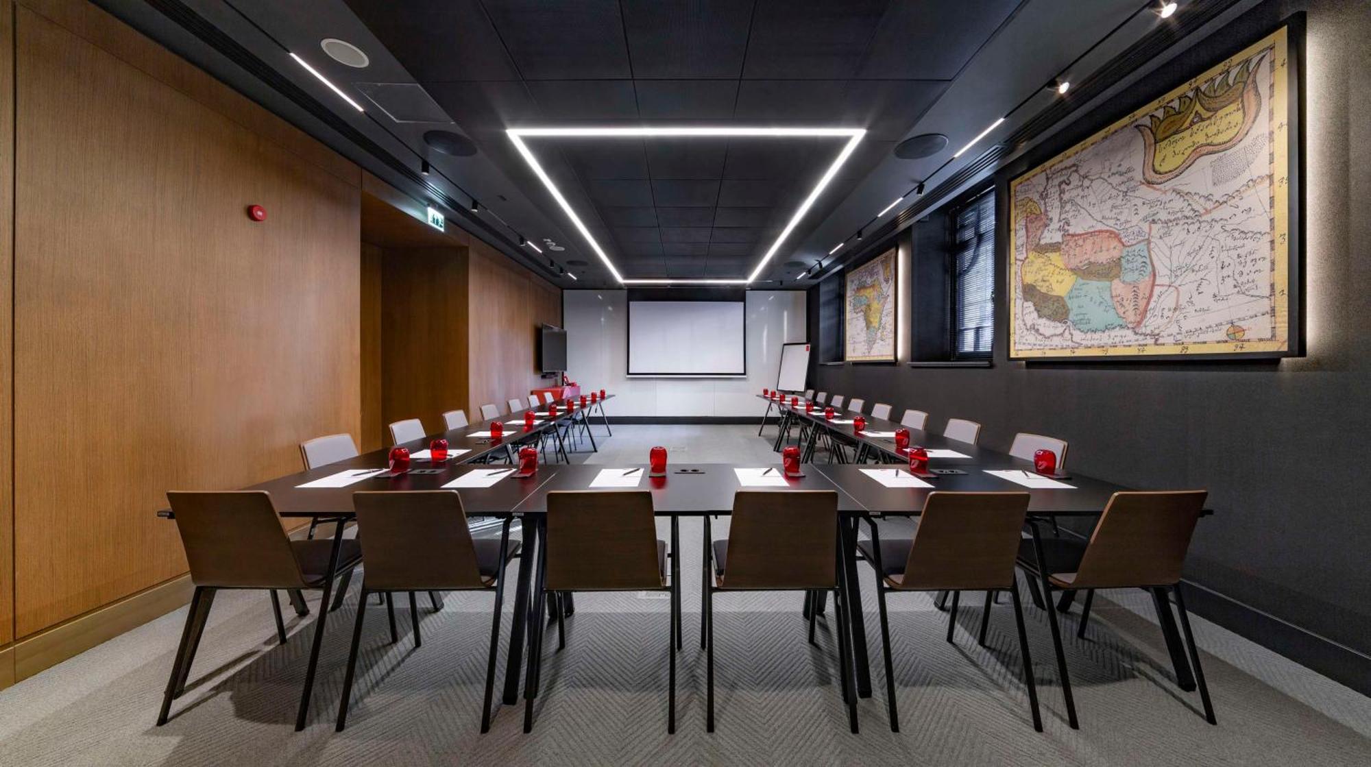 Radisson Red Tbilisi Hotell Exteriör bild